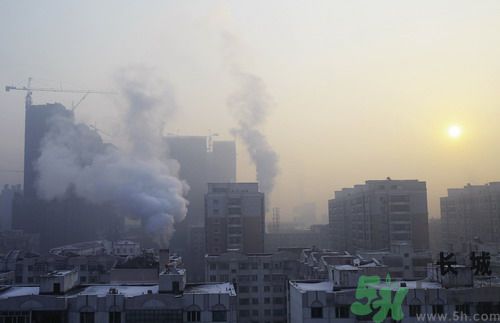 全國(guó)空氣質(zhì)量排名是怎樣的？遇到霧霾天氣怎么辦？