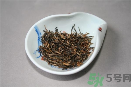 茶葉渣可以吃嗎?茶葉渣吃了會(huì)怎樣?