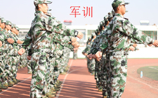 軍訓(xùn)多久補(bǔ)一次防曬 軍訓(xùn)防曬霜哪個(gè)牌子效果好