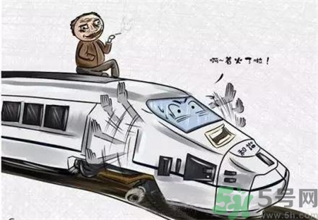 動(dòng)車(chē)吸煙被罰兩次將終身禁乘,為什么動(dòng)車(chē)上不能吸煙?