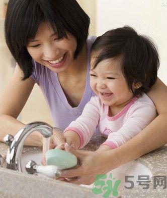 秋季幼兒如何預(yù)防感冒？秋季幼兒感冒怎么辦？