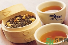 茶垢對(duì)身體有害嗎？茶垢到底是養(yǎng)生還是危害健康？