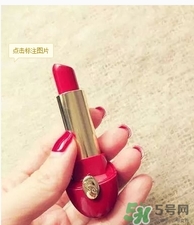 復(fù)古紅口紅適合學(xué)生嗎？復(fù)古紅口紅顯老嗎？