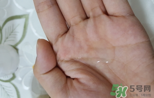 溫碧泉3號(hào)水適合什么年齡?什么膚質(zhì)?