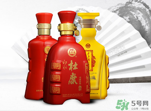 白酒可以帶上飛機(jī)嗎？飛機(jī)可以托運(yùn)白酒嗎？