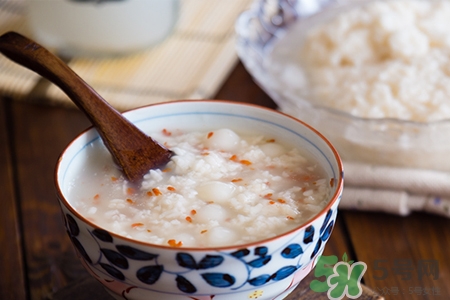 冬天吃米酒能驅(qū)寒嗎？冬天吃米酒有什么好處？