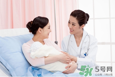 母乳和奶粉混合喂養(yǎng)好嗎？母乳和奶粉可以混在一起吃嗎？