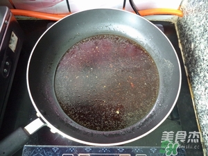 肉丸子可以用面粉嗎？肉丸子用什么粉？