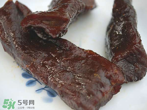 風干牛肉是生的嗎？風干牛肉是生的還是熟的？