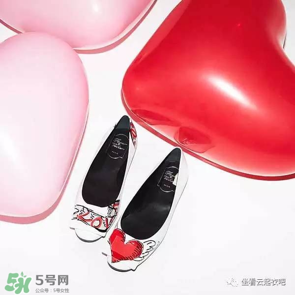 roger vivier2017年情人節(jié)系列多少錢(qián)？