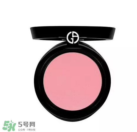 tom ford和阿瑪尼哪個(gè)好？tom ford和阿瑪尼口紅唇釉哪個(gè)好？