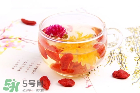 來月經(jīng)能喝花茶嗎？女性經(jīng)期喝什么花茶好？