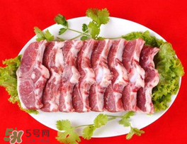 羊肉有點(diǎn)發(fā)臭還能吃嗎？羊肉有點(diǎn)臭味怎么去除？