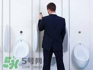 男性尿痛出血怎么回事？男性尿痛是怎么引起的