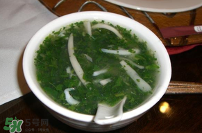 薺菜和魚(yú)可以一起吃嗎？薺菜能和魚(yú)一起吃嗎？