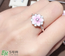 潘多拉2017新品桃花系列在哪里買？pandora桃花系列國內(nèi)有賣嗎？