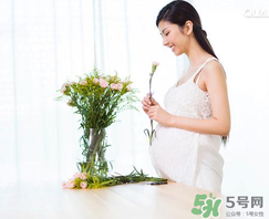 孕婦濕疹能用艾草洗嗎？孕婦濕疹能用艾葉嗎？