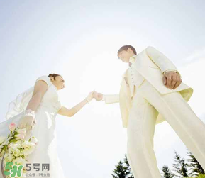 2017年5月哪天結(jié)婚好？2017年5月結(jié)婚黃道吉日