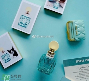 miu miu隨身鏡多少錢？miu miu限量隨身鏡價(jià)格上市時(shí)間