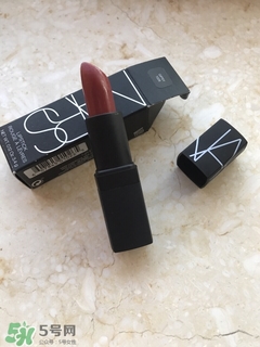 nars gipsy唇膏是什么顏色?nars gipsy唇膏色號(hào)試色圖