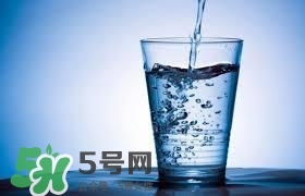 30天不喝飲料，妹子的對比照令人震驚 喝白開水的好處