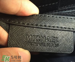 michael kors鎖頭包怎么分辨真假？mk鎖頭包真假辨別