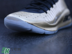 under armour curry4 parade怎么樣？庫里第四代戰(zhàn)靴金屬色細節(jié)照片