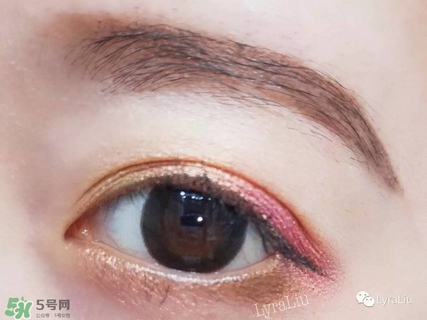 huda beauty玫瑰金眼影盤眼妝教程_試色圖