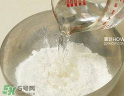 韭菜盒子用什么水和面？韭菜盒子和面用冷水還是熱水