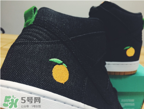 nike sb dunk momofuku限量版滑板鞋多少錢？