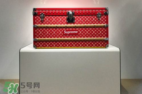 supreme與lv2017秋冬聯(lián)名系列怎么買_在哪買？