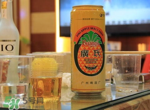 菠蘿啤是碳酸飲料嗎？菠蘿啤不能和什么一起吃？