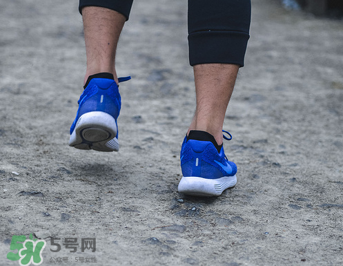 nike lunarepic low flyknit 2腳感怎么樣？耐克lunarepic low2測評(píng)