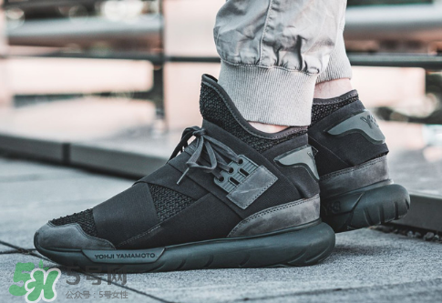 y-3 qasa high 2017上腳效果怎么樣？y-3跑鞋2017上腳好看嗎？