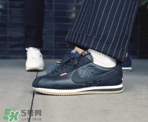 mister cartoon與nike cortez45周年聯(lián)名鞋子多少錢(qián)？