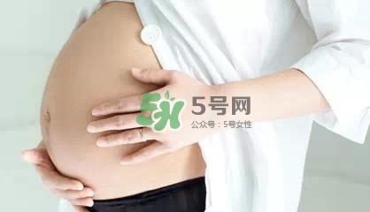 孕期肚皮癢是怎么回事？妊娠紋癢怎么辦？