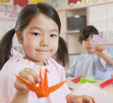 孩子在幼兒園受欺負(fù)怎么辦？孩子在幼兒園不合群怎么辦？