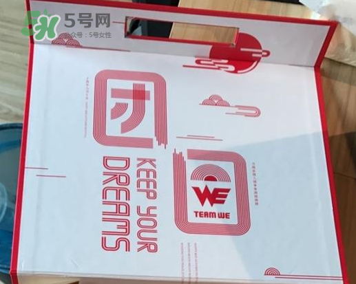 WE戰(zhàn)隊(duì)定制月餅多少錢？WE戰(zhàn)隊(duì)定制月餅?zāi)睦镔I？