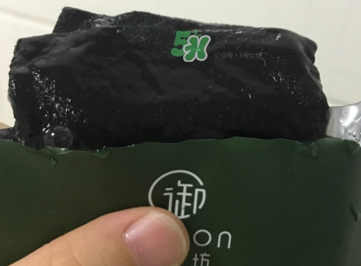 御泥坊水潤茶萃微囊黑面膜怎么樣_多少錢