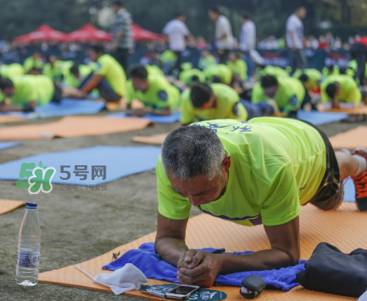 平板支撐會影響長高嗎？做平板支撐會不會長不高？