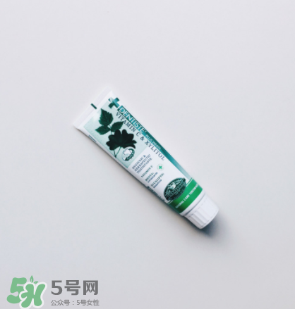 Dentiste牙膏怎么樣？Dentiste牙膏使用感受