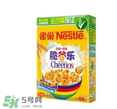 雀巢脆谷樂是膨化食品嗎？雀巢脆谷樂可以干吃嗎