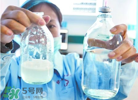 生理鹽水怎么洗鼻子？生理鹽水洗鼻子難受嗎？