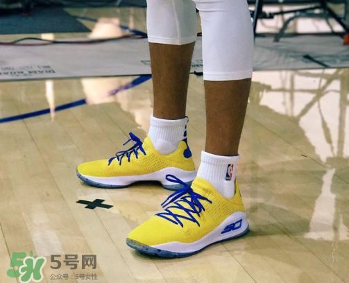 under armour curry 4 low warriors什么時候發(fā)售？