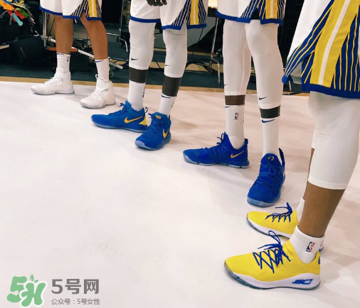 under armour curry 4 low warriors什么時候發(fā)售？