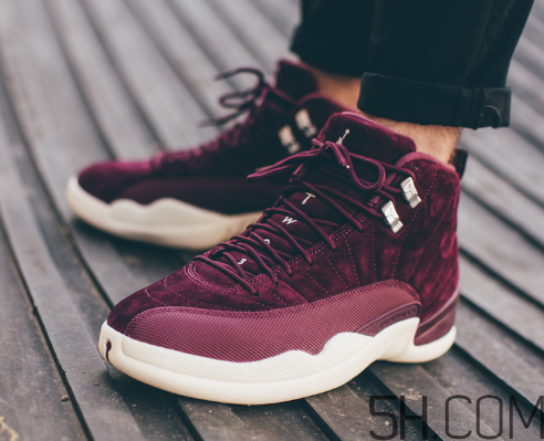 air jordan 12 bordeaux紅酒配色上腳效果怎么樣？