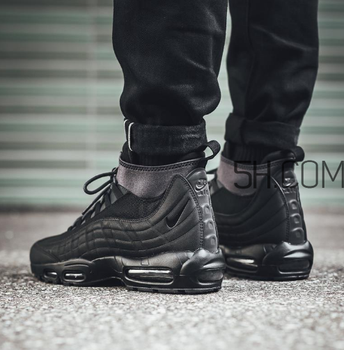 nike air max 95 triple black黑魂配色上腳效果怎么樣？