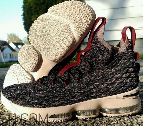 nike lebron 15 pride of ohio俄亥俄的驕傲什么時(shí)候發(fā)售？