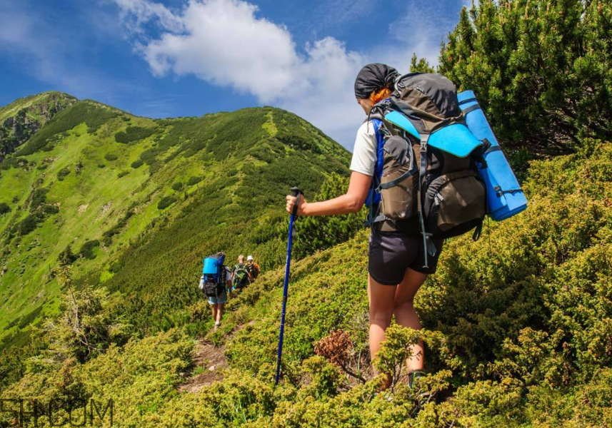 下雪爬山要準(zhǔn)備什么？爬山后小腿疼怎么按摩？