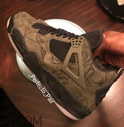 kaws與air jordan 4聯(lián)名橄欖綠版本實(shí)物什么樣？